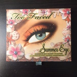 Eye shadow palette